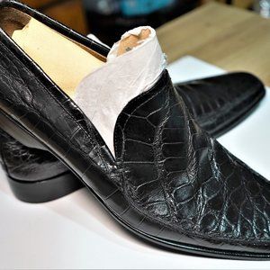 Genuine LV Alligator shoes for men size 8.5 (small)